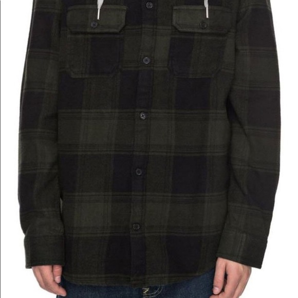 DC Shoe Co tunnel flannel
